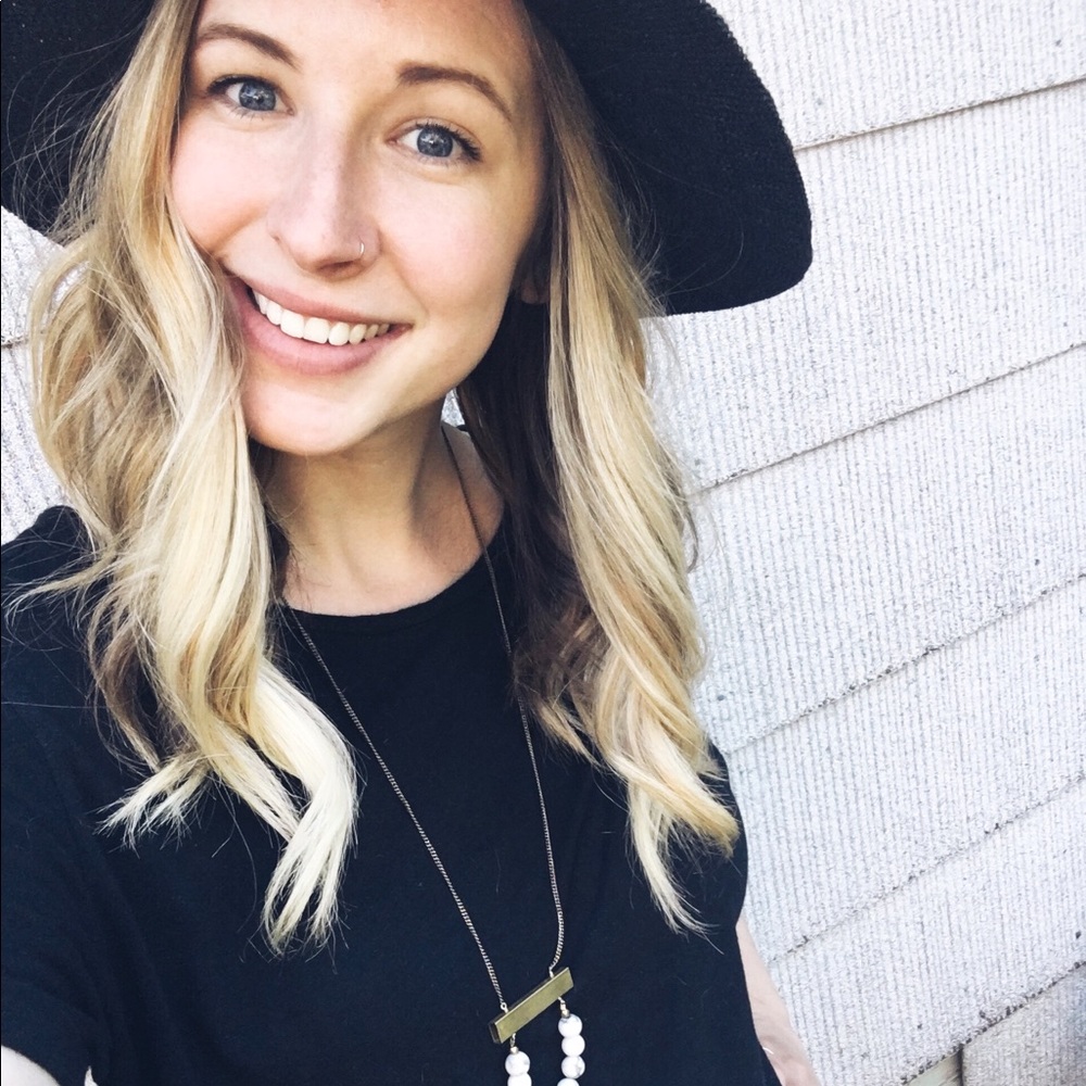 Meet your Posher, Kelly